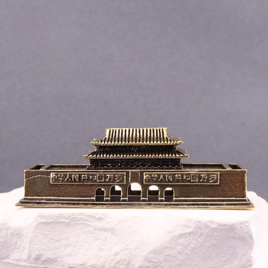 Cobre Tiananmen Rostrum Retro Tian'anmen-estilo pequeño edificio estatuilla modelo decoración del hogar Oficina adornos artesanales de escritorio