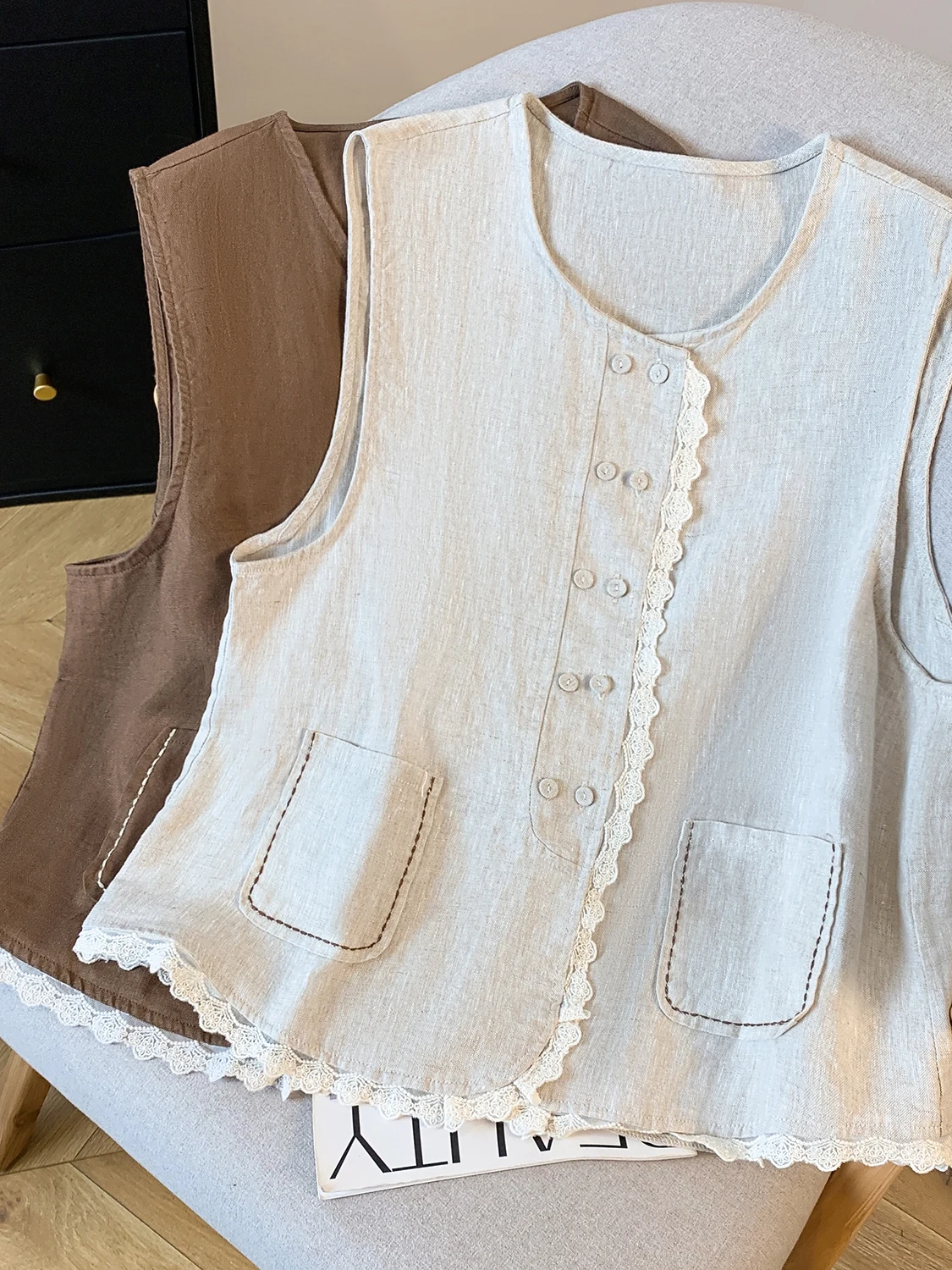 

High-End Artistic Sleeveless Outerwear Vest Women's plus Size Slimming Lace Splicing Open Cardigan Trendy Casual Wear