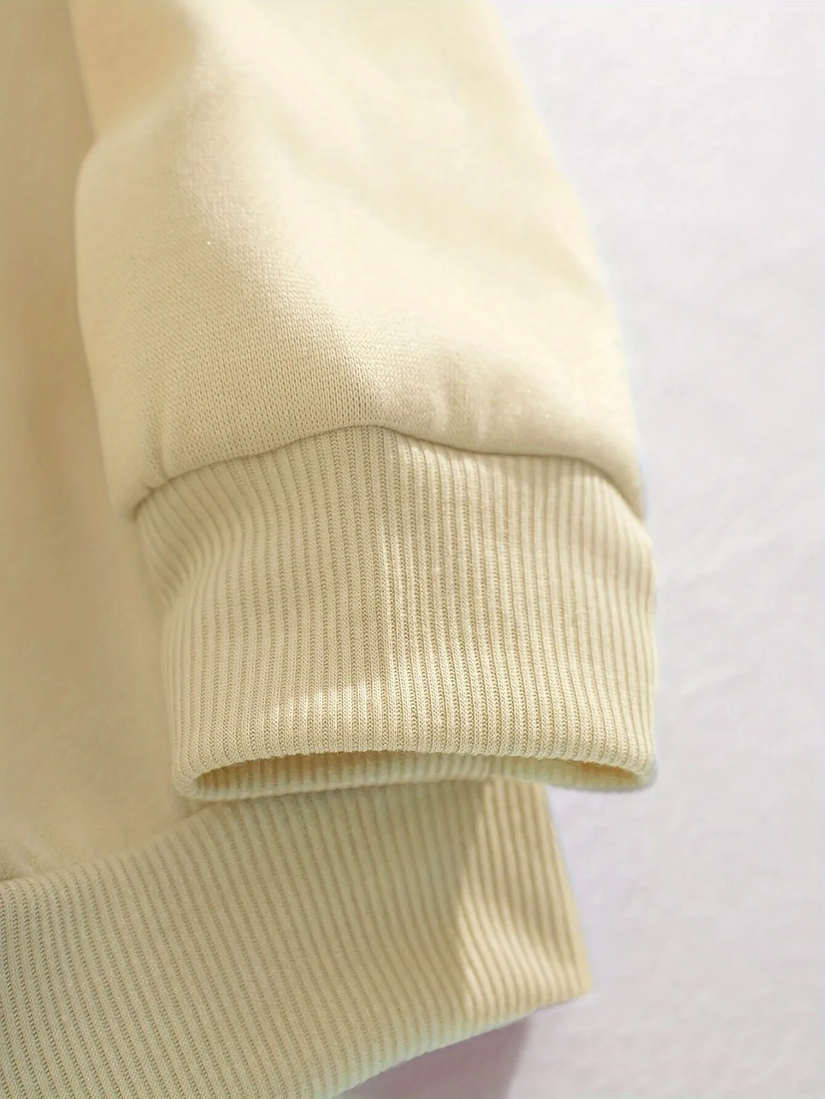 เสื้อฮู้ดพิมพ์ลายห่านแฟชั่นลำลองสำหรับผู้หญิง เสื้อสวมหัวคอกลมสวมใส่สบาย เหมาะสำหรับเป็นของขวัญวันหยุด เสื้อผ้าแบบสวมหัว