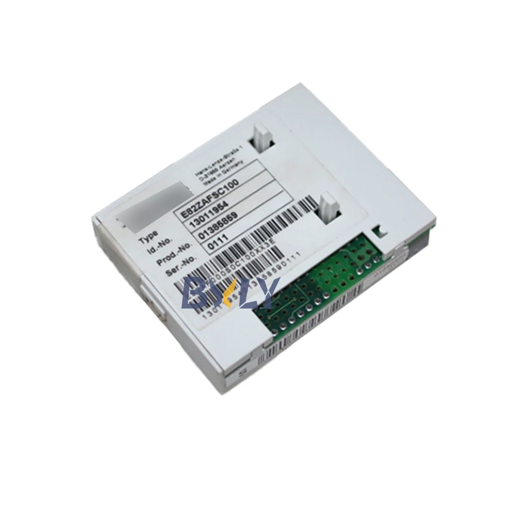 New Lenze E82ZAFSC100 I/O Link Coverter Module