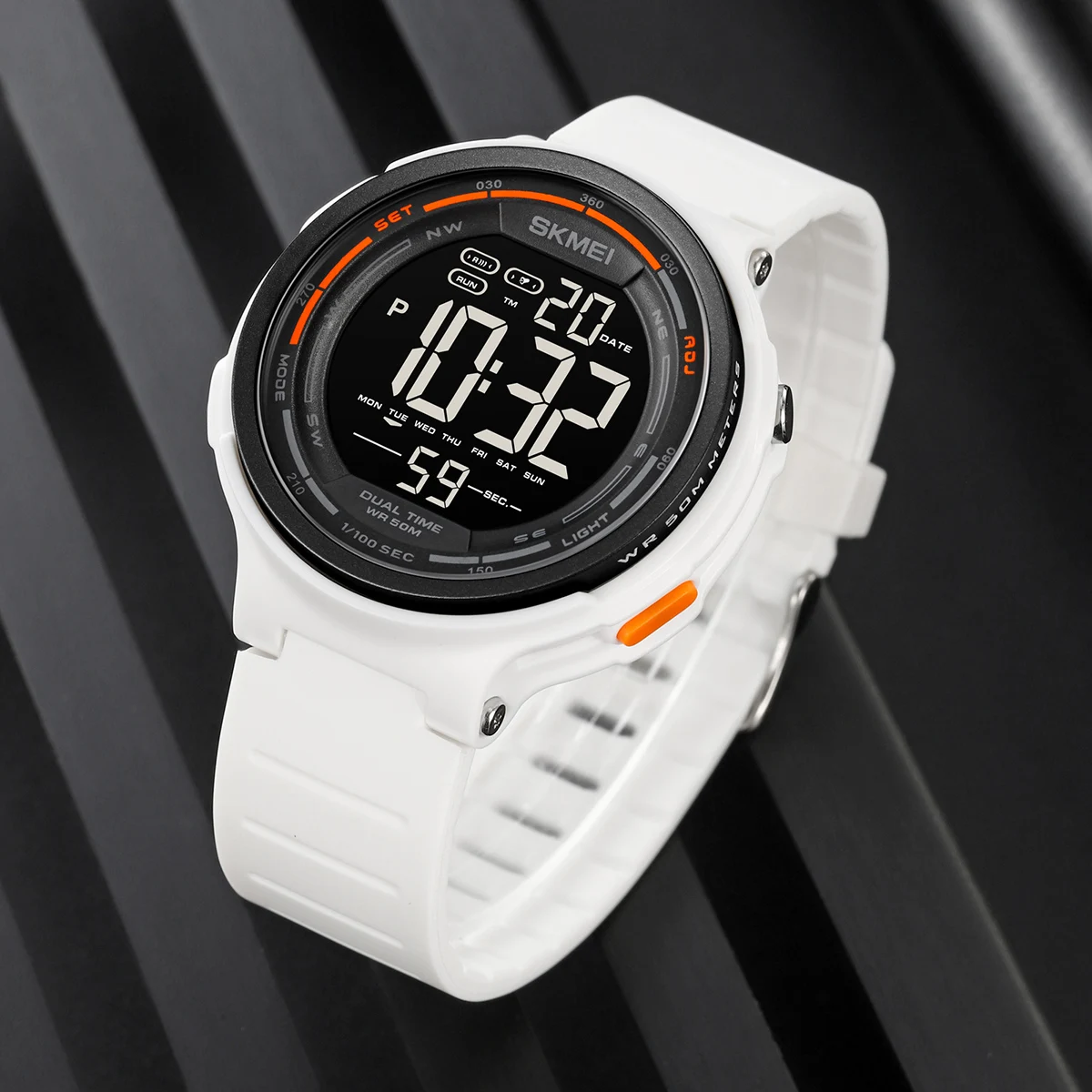 Jam Tangan Digital Pria Tampilan Lampu Belakang Olahraga Pedometer Stopwatch Jam Tangan Hitung Mundur Jam Perhitungan Kalori Kalender