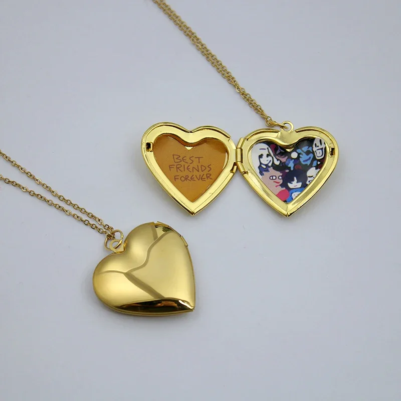 Anime Undertale XTALE Cross Sans Cosplay Yellow Heart family photo Necklace Stainless Steel Love Heart Pendant Necklace For Wome