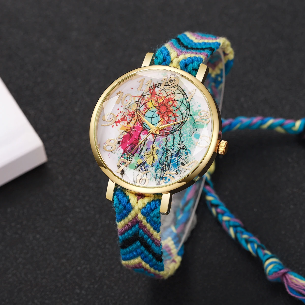 1pcs Women's Watch Fashion Casual Creative Digital Dial Trendy Classic Quartz Watch ( Box Not Included)