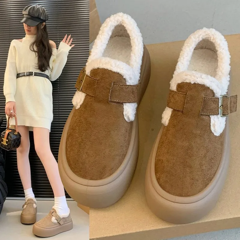 Add Velvet and Thick Soled Bread Shoes Women 2024 Winter New Explosive Casual Cotton Shoes