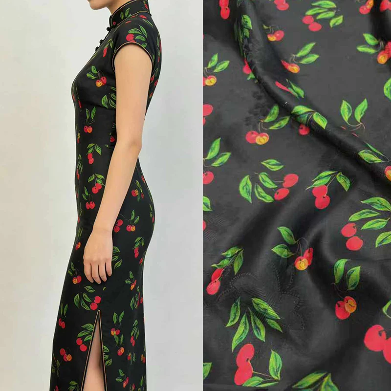 tissu-en-soie-noire-imprime-cerise-rouge-114cm-de-large-25mm-pour-robe-d'ete-pantalon-pyjama-materiel-de-couture-diy-r6596