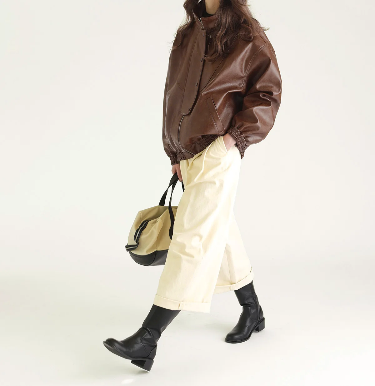 女性のための本物の牛革パイロットジャケット,本物の牛革のコート,ヴィンテージのオイルワックス感触,e31,新しい2023