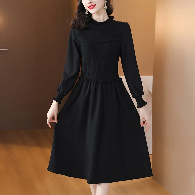 

2023 Autumn/Winter New Knitted Long Sleeve Bottom Dress Women's Splice Loose Large Size Fake Two Piece Long Woolen Dress