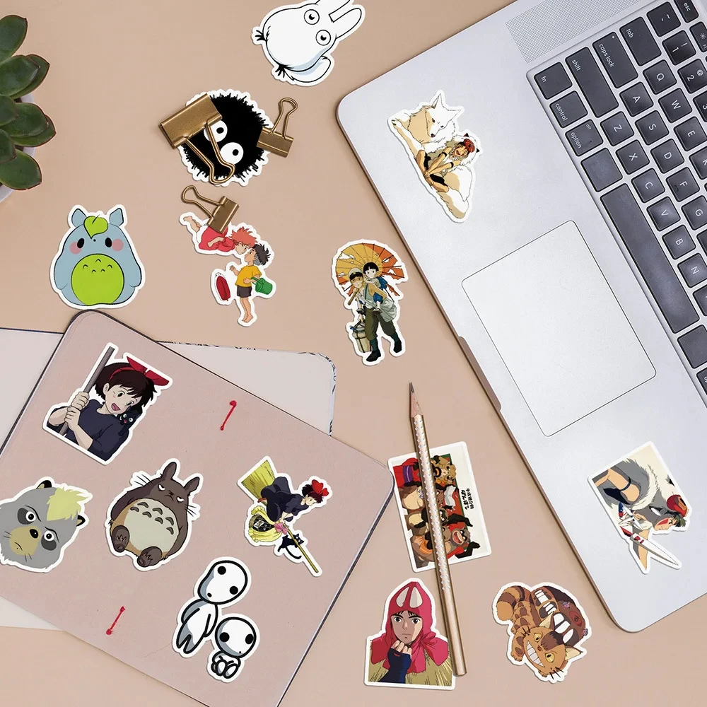 50 szt. Naklejek z kreskówkami, jasne, inspirowane Ghibli i Hayao Miyazaki, naklejki z Totoro na telefon, laptop, walizkę, notatnik, wodoodporne naklejki