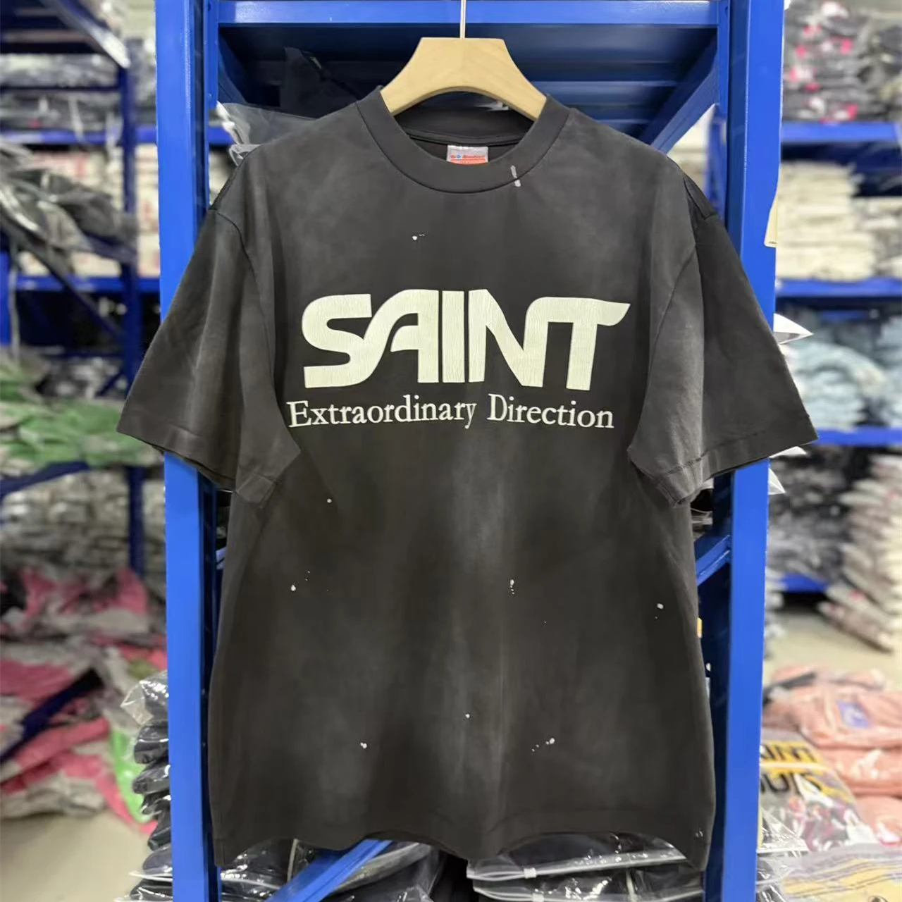26ss Saint 3D Font Printed Badge Logo T Shirt Men Women High Quality Tee Tops T-Shirt