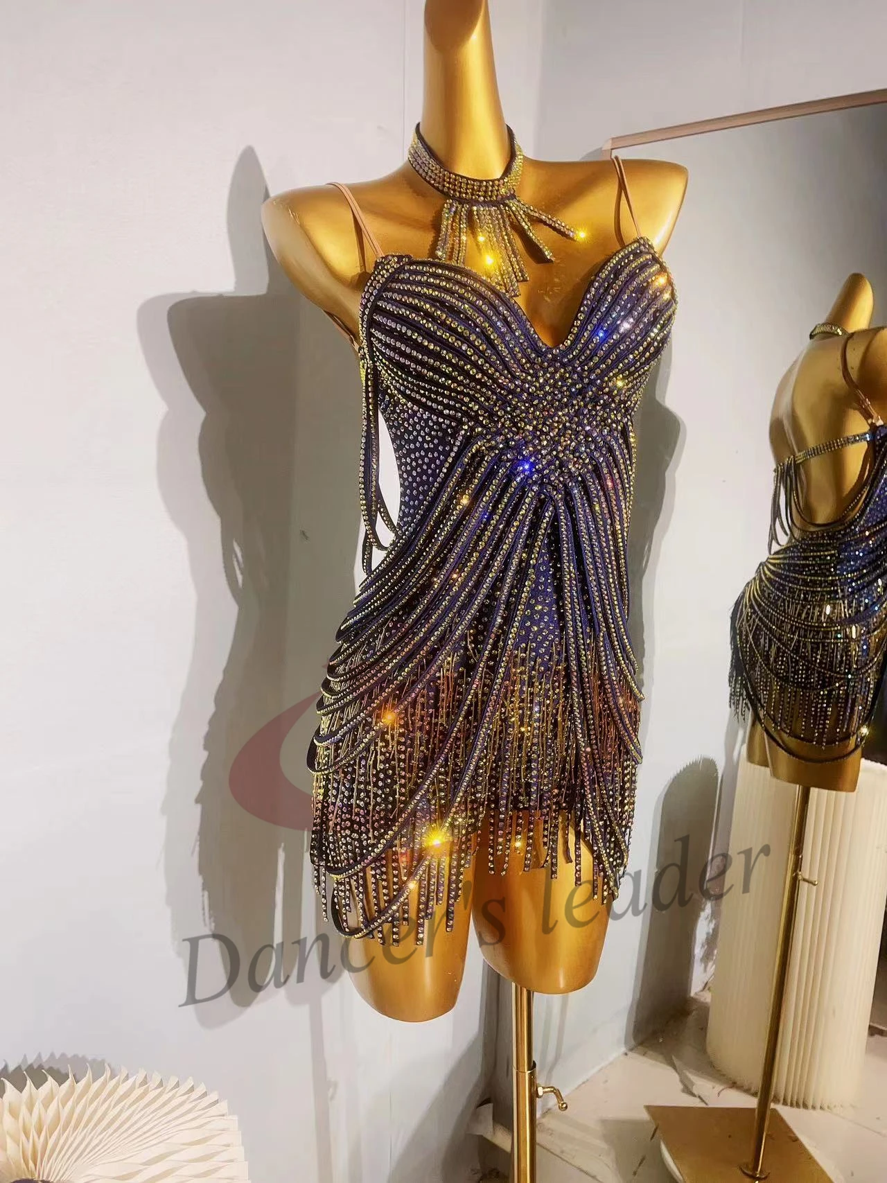 Robe de compétition de danse latine pour femme, robe Blackpool personnalisée, haut de gamme, écharpe entièrement en diamant, costume de performance Super Flash Samba