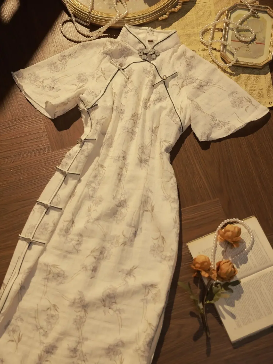 Robe traditionnelle chinoise Cheongsam Qipao à manches courtes, imprimé rétro amélioré, robes florales d'été pour fête orientale pour femmes