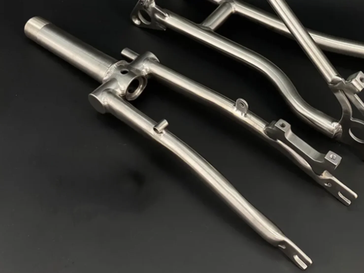 

Титановая вилка дискового тормоза 16 дюймов, пространство втулки 74 мм