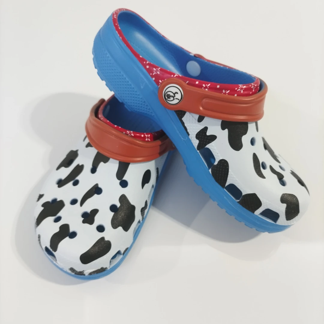 

Сабо в крокодиловом стиле, сандалии-шлепанцы Disney Toy Story Woody, нескользящая дышащая пляжная обувь, уличная повседневная обувь для мальчиков и девочек