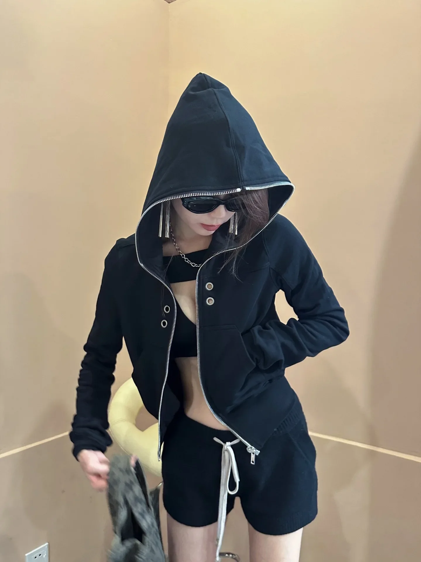 Rick Hoodie Streetwear Hooded Owens Sweatshirt High Street Long-sleeved Hoodys Fashion Black Shorts Pullover Hip Hop Zip Jacket