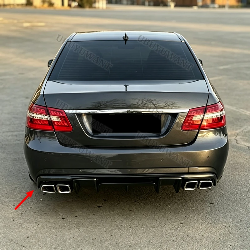 Für Benz W212 E63 A M G E500 E550 4-Türer Sport 2009-2013 R-Style Heckdiffusor Spoilerlippe Auto-Rennschürze Karosserie-Kit