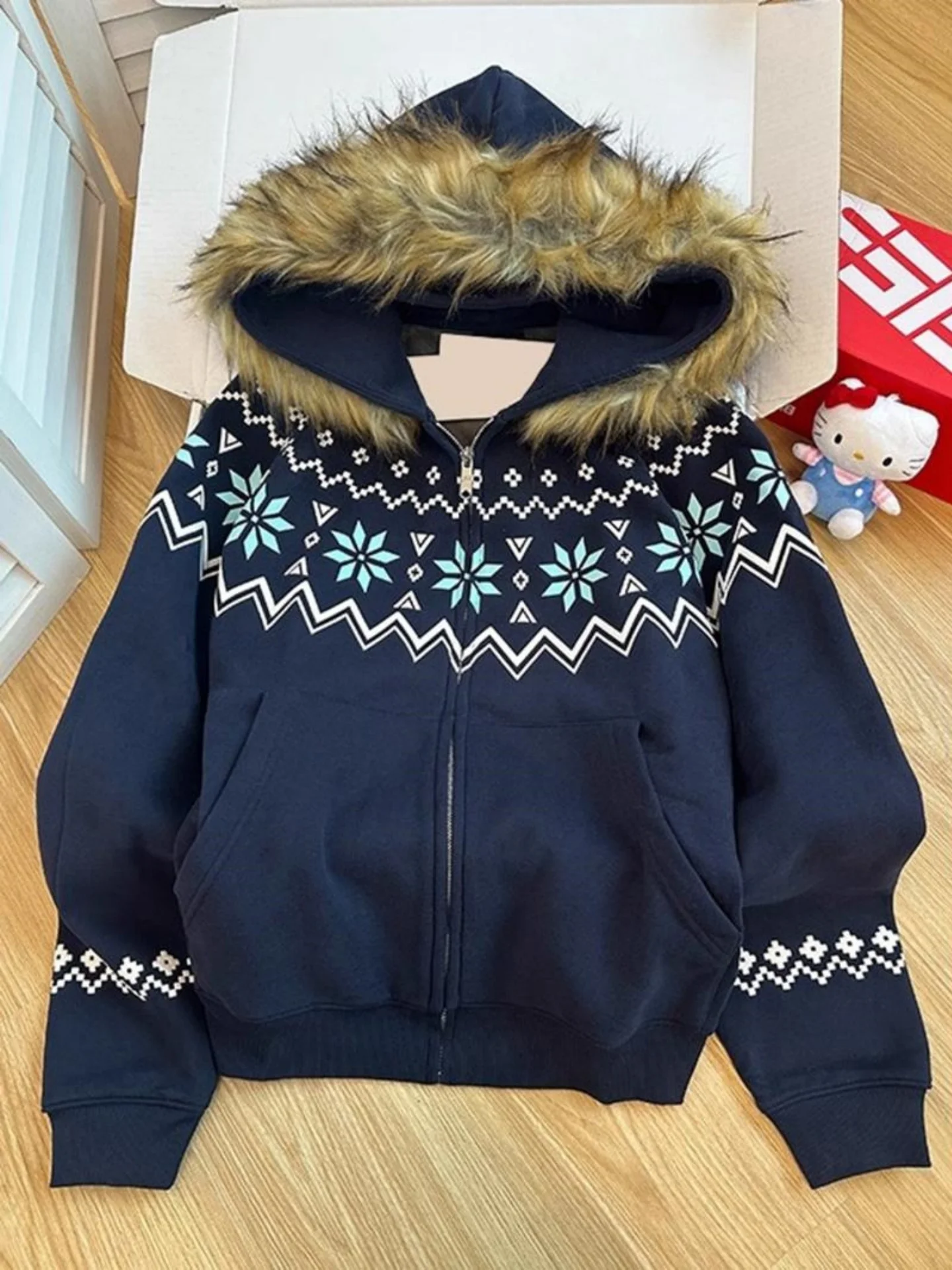 

Корейская женская толстовка с принтом в стиле кэжуал, уникальный дизайн, стройнящий крой, универсальный, с отстегивающимся меховым воротником, на молнии, с длинными рукавами, кардиган