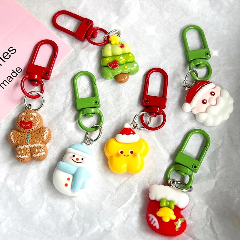 Cute Christmas Key Chain Cartoon Gingerbread Man Santa Snowman Doll Pendant Xmas Tree/Sock Key Ring Backpack Charms Bag Decor