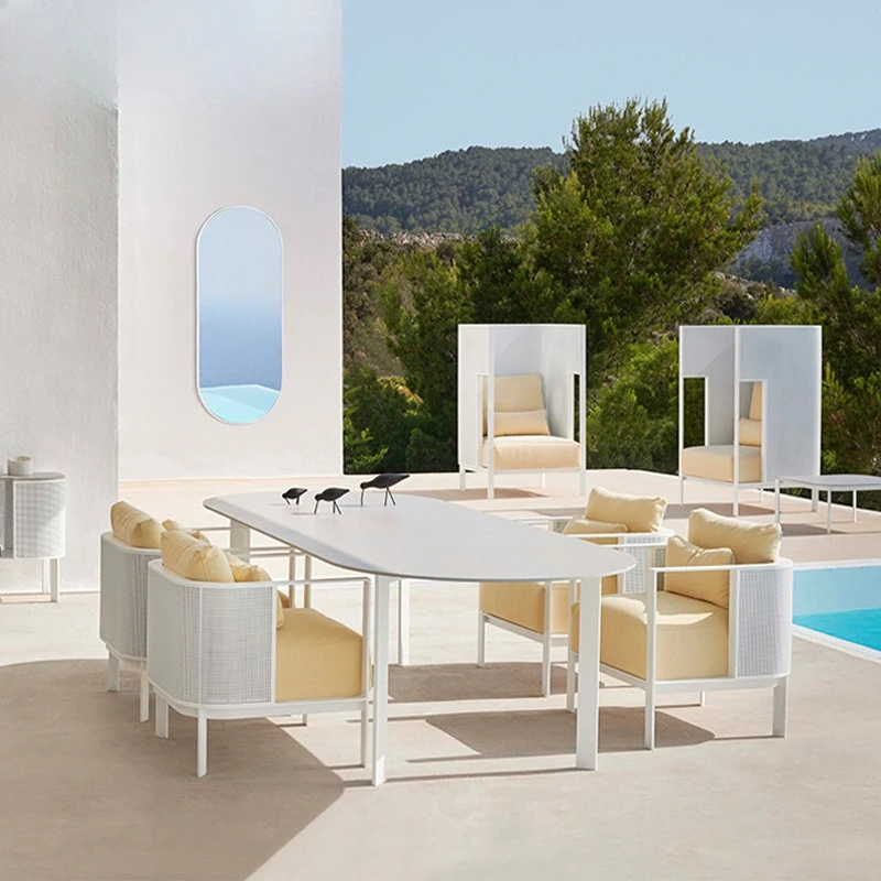 Long table round table bed combination courtyard garden bed and breakfast hotel villa simple and modern