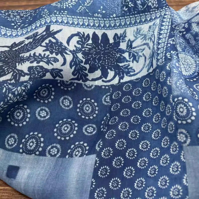 

High end pure ramie printed fabric, used for summer shirts, dresses, and hand sewn fabrics