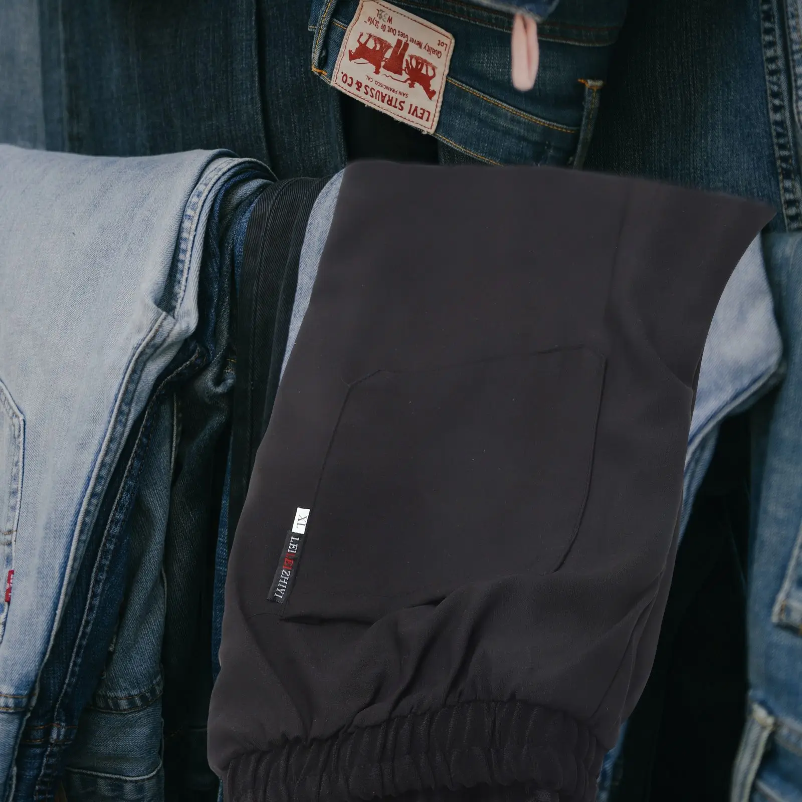 通気性シェフパンツ黒ルーズ作業服プレミアムポリエステル素材耐油耐摩耗性レストランホテル