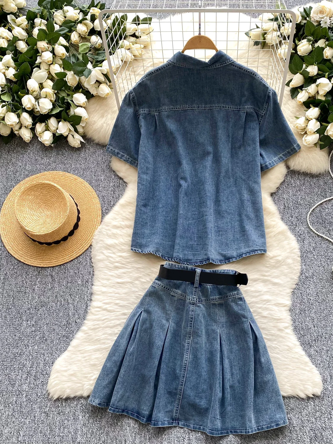 

Korean Sle Casual Loose Summer ort Sve Denim Top with Belted Pleated Skirt Set Women's Faion Ensemble