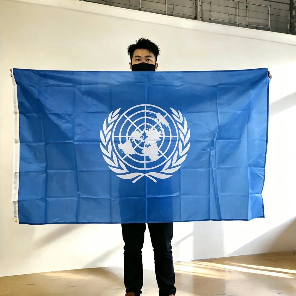 FlagGo UN Flag 150x90cm 3x5 FT Sky Blue White World Map Olive Branches Polyester Double Stitched Outdoor Indoor Decoration