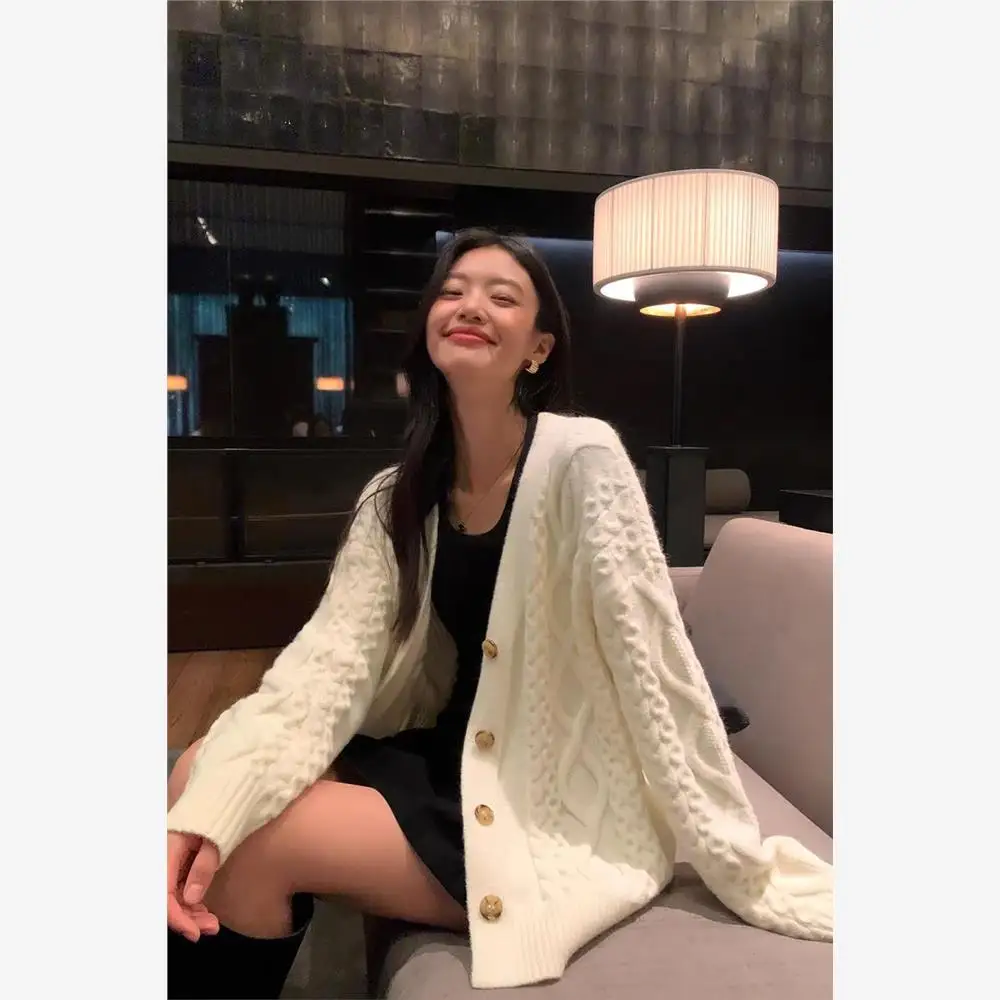 

Ladies Loose Knitted V-Ne Cardigan Autumn Winter New Sle Korean Sle Twist Yarn Open-irt Soft Comfortable Outerwear