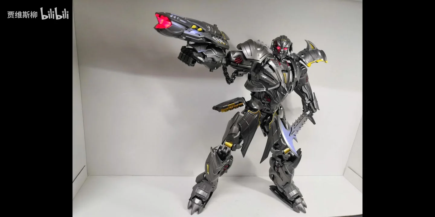 Black Mamba BS02 Transformer Robot 28cm PVC Action Figure