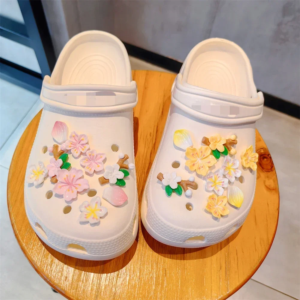 إبزيم الحذاء قباقيب لطيفة إكسسوارات الأحذية سحر الموضة الشعبية للفتيات البتلة وفرع الصنادل هدايا الحفلات الزخرفية #2