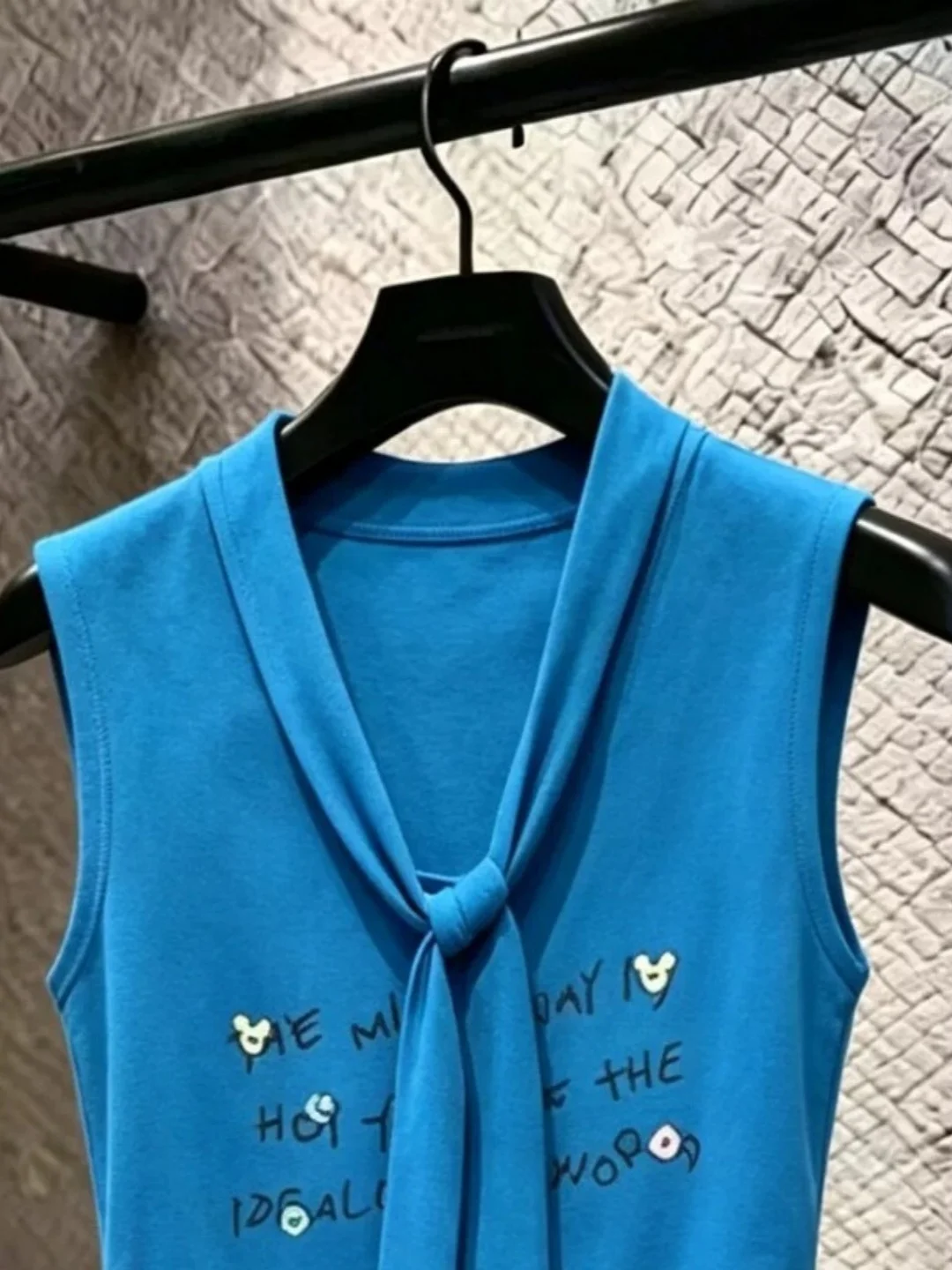 Elegant Summer Cotton Blend V-Neck Women's Vest Beautiful Sash Unique High-End Feeling plus Size Ladies' T-Shirt