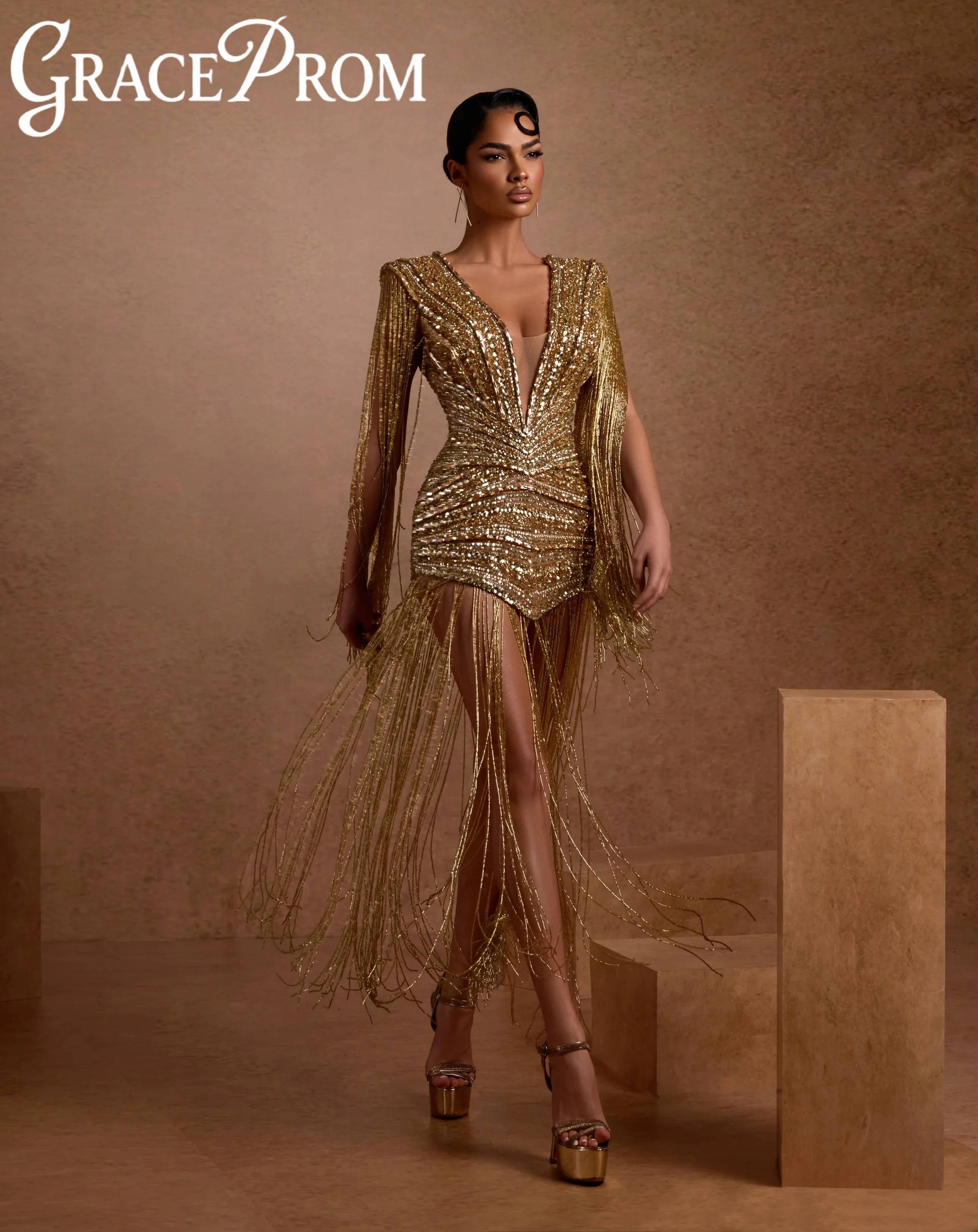 

Golden Crystal Tassel Evening Dress Stylish Sexy Deep V-neck Formal Party Gown 2026 New Customized Exquisite Red Carpet Gown