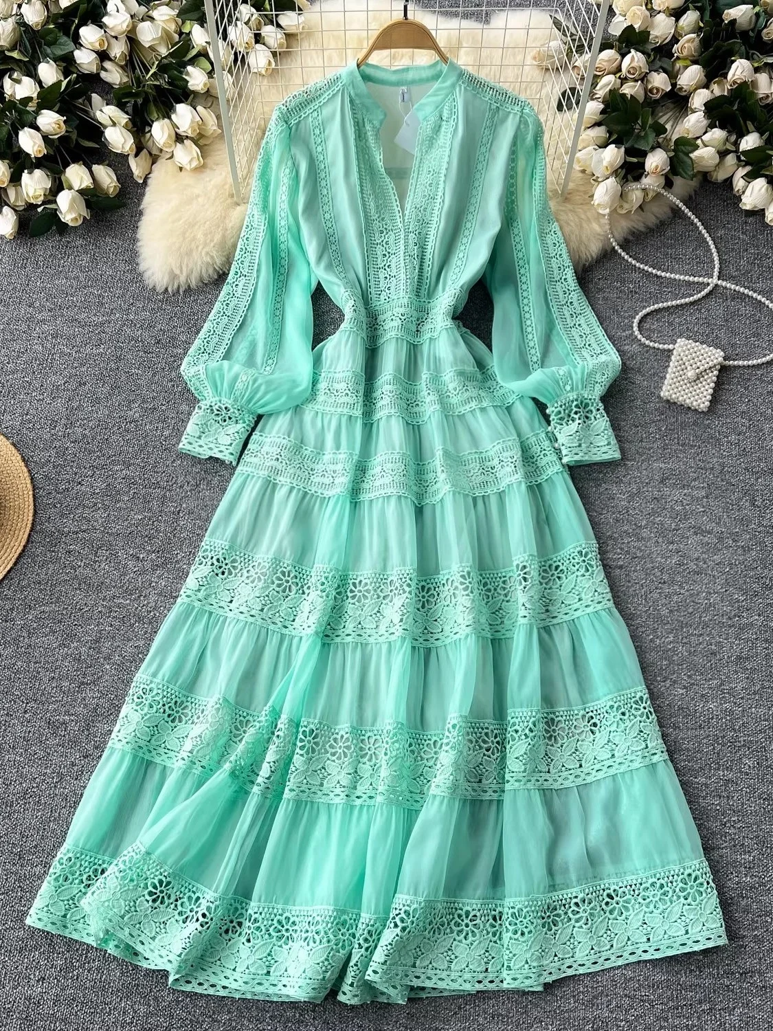 Retro V-neck Lace Splice Dress Women's Long Sleeve Waist-cinching Slimming High-waisted Cake Skirt LQ565 Spring 2026