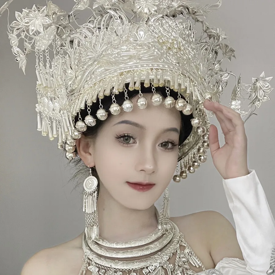 Silver Vintage Women's Tassel Bell Hat Minority Headgear Dancing Top Hats Beautiful Model Party Headwear Ancient