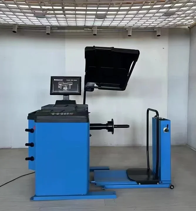 Auto Work Shop Truck Tire Balancing Machine Brilliant Truck Balance Machine With Self-Detection Fault Function