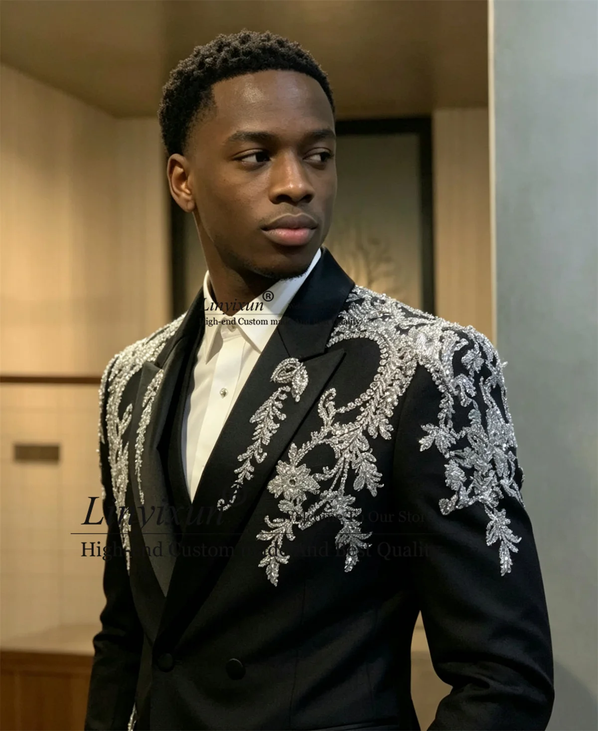 Błyszcząca biżuteria ozdobna Garnitury męskie 2-częściowe Zestawy Ślubne dla Pana Młodego Męska marynarka Szyte na miarę smokingi na imprezę Diamentowe, dopasowane (slim fit) ubrania męskie (Ropa Hombre)