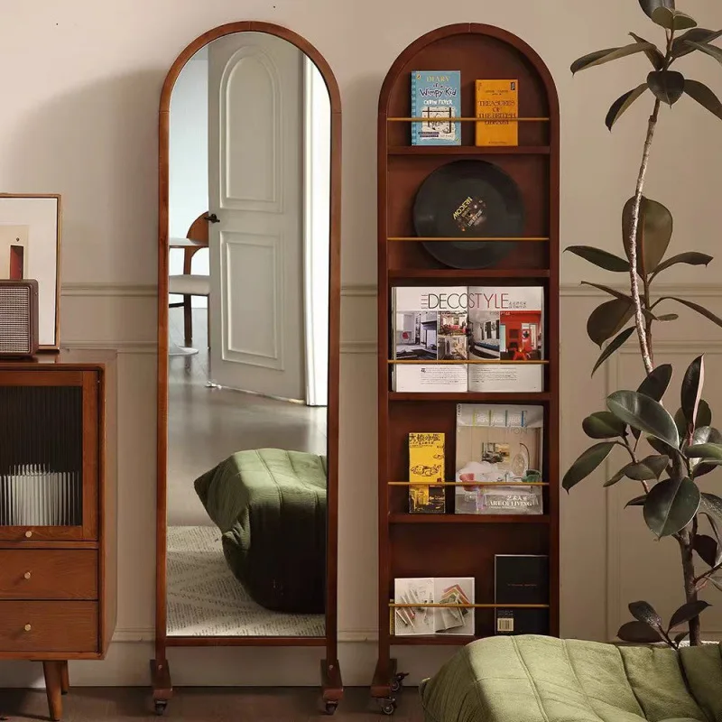 مرآة كاملة الجسم من الخشب الصلب، ورف كتب المجلات، وتقسيم متكامل للملابس من الأرض إلى السقف