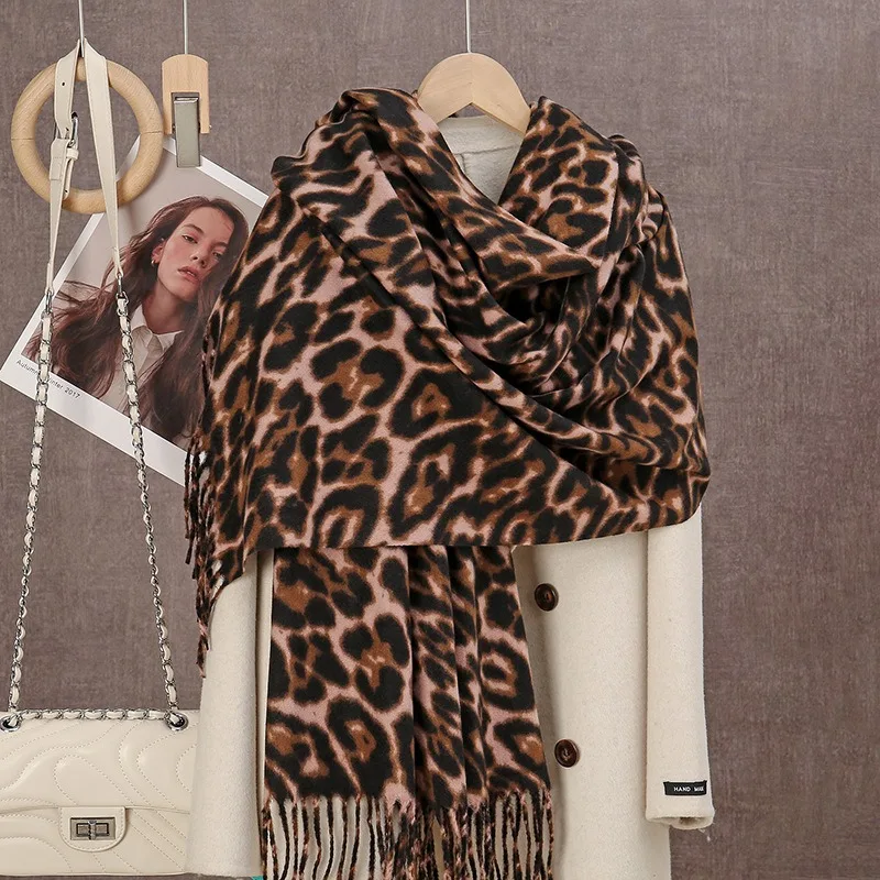 

Vintage Leopard Scarf Women Luxury Brand Cashmere Shawl Winter Thick Warmer Wrap Outdoor Long Pashmina Scarves Tassels Plus Size