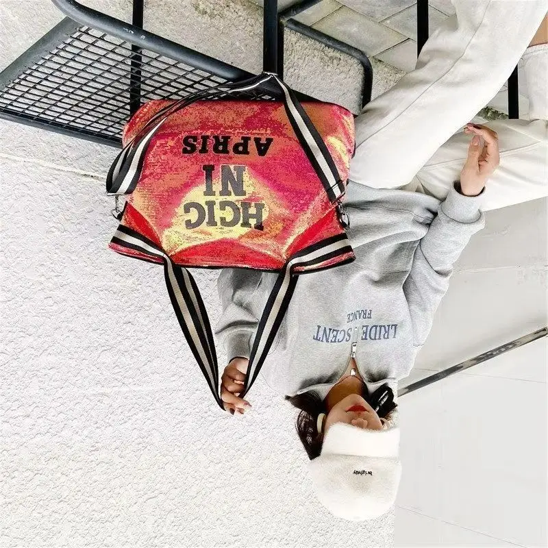 

New Large-capacity Lightweight Sequin Tote Bag Short Trip Going Out Duffel Bag Fashion Travel Women's Crossbody Shoulder Bag