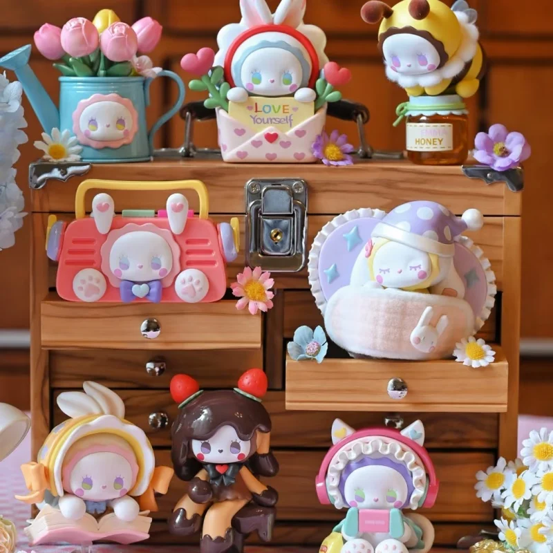 

EMMA Secret Forest Love Dopamine Series Blind Box Kawaii Anime Action Figure Caixa Caja Cute Desktop Home Decoration Model Gifts