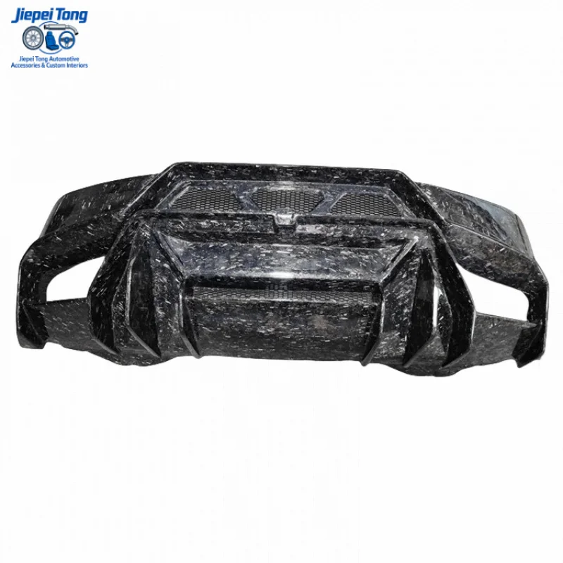 

Suitable for Lamborghini Huracan LP580 LP610 Cars Hot Pressed V Style Dry Carbon Fiber Forged Rear Bumper