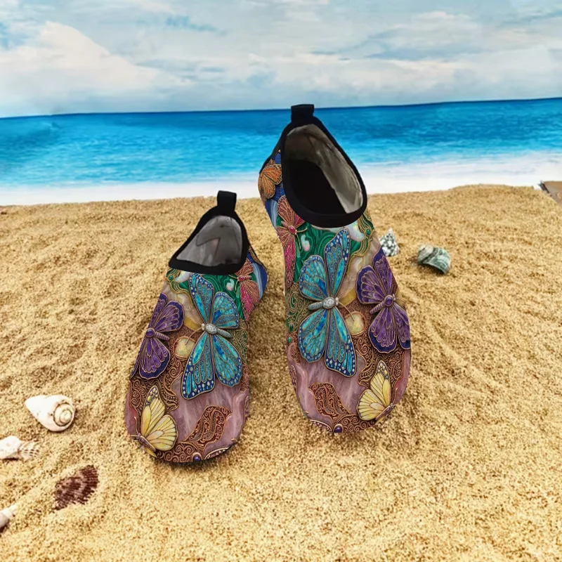 

1 Pair Women Chinese Style Butterfly Sandals, Faux Gem Inlaid Slides, Non-slip Soft Sole Summer Outdoor Seaside Casual Slippers