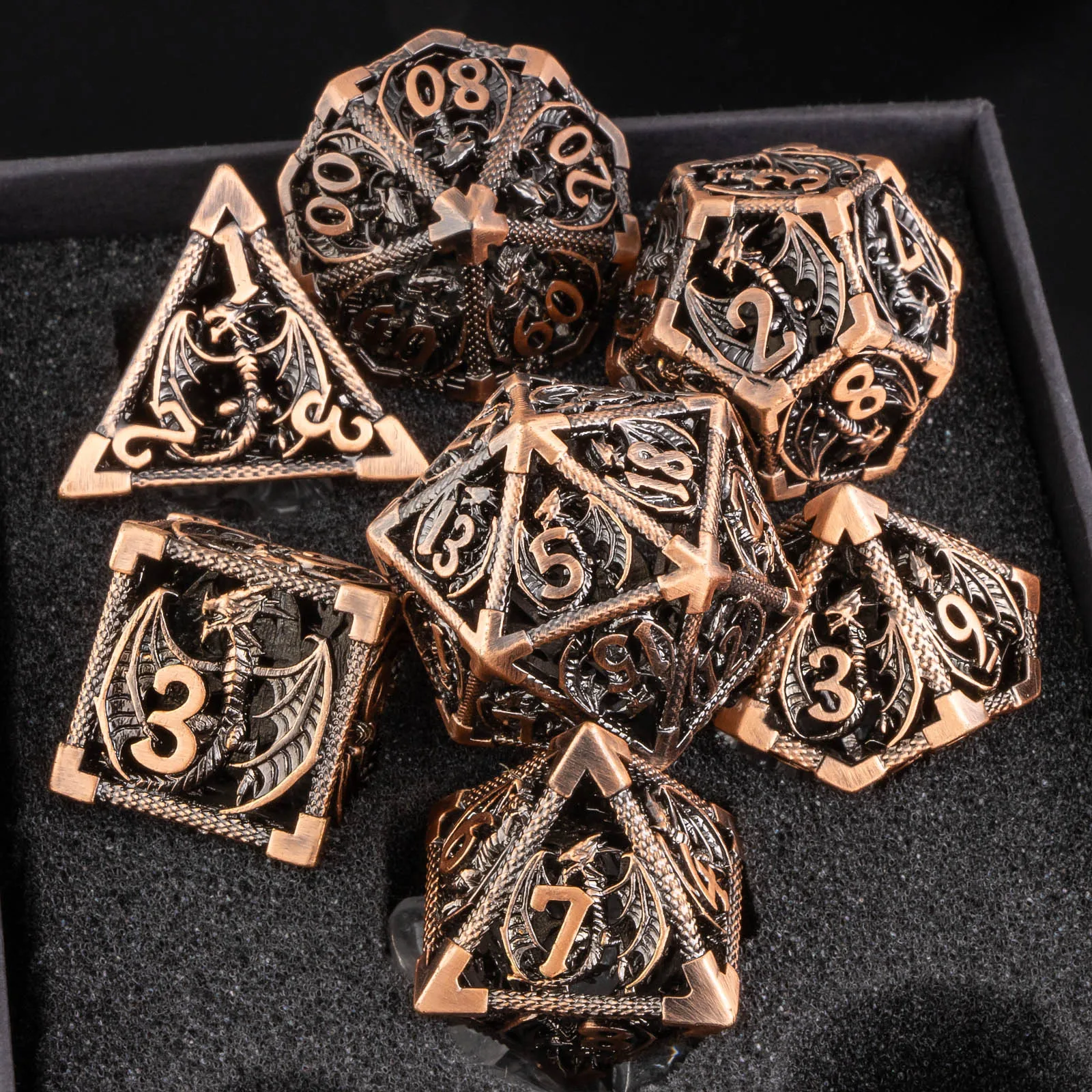 

Hollow Metal Dice Set, 7PCS Polyhedral DND Dice for Dungeons and Dragons, RPG Role Playing Game D and D Dice D6 D8 D10 D12 D20