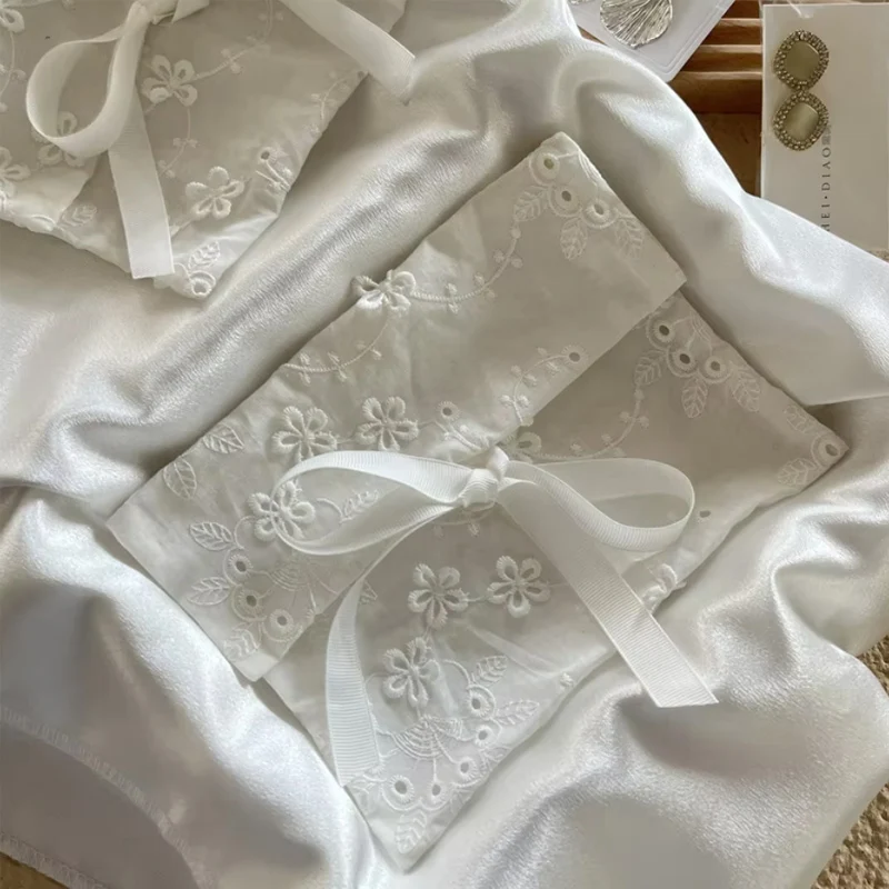 Cotton Lace Envelope Gift Bag Jewelry Pouch Luxury Cream Packaging Gift Dust Bag for Cloth underwear Storage