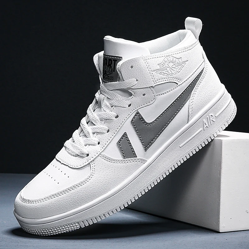 Fashion Platform High Top Men Skateboarding Shoes Lightweight Casual Sneakers Breathable Anti Slip Cushioning Road Running Shoes