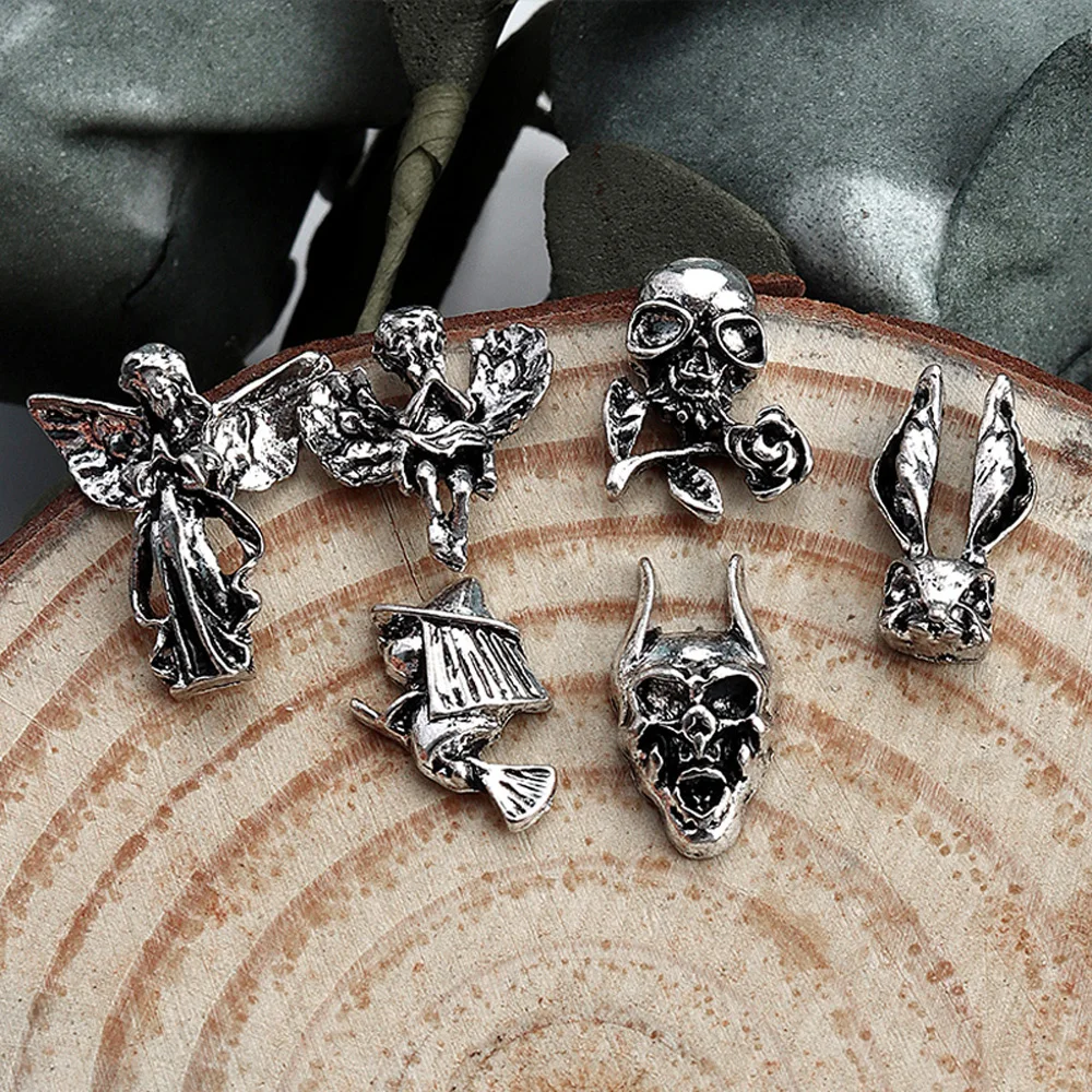 50Pcs Gothic Punk Style Nail Art Charms 3D Alloy Heart Skeleton Cross Wishing Angel Design Halloween Nails Decoration Accessorie