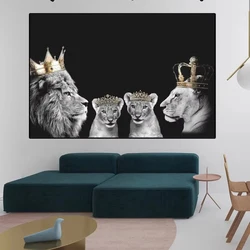 Black And White Lion Family Gold Crown Wall Art Poster Printed Oil Painting Wall Art Animal Living Room Decoration