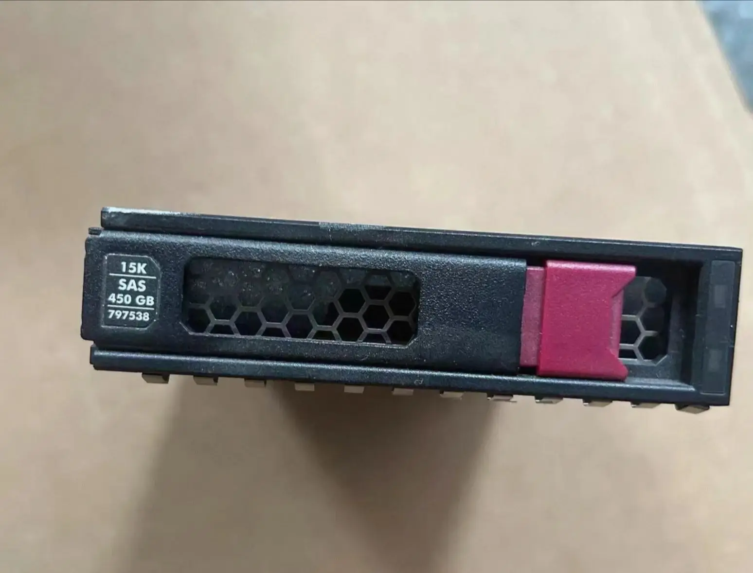 

Для 797538-001 797287-B21 797538 450 ГБ SAS 15K 3,5 12G LFF G9 серверный жесткий диск