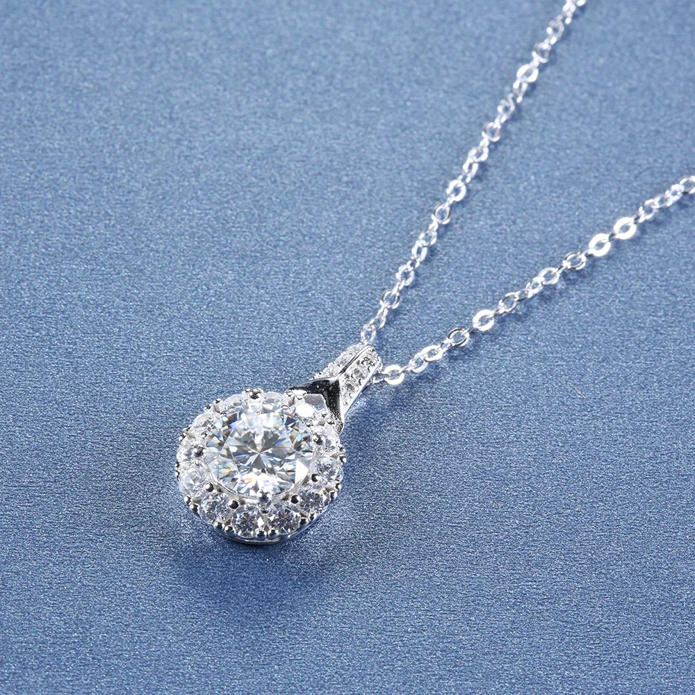 S925 Sterling Silver Pendant 2 Carats Mozzarella Diamond Necklace Women's Fashion Round Bag New Silver Pendant Collarbone Chain