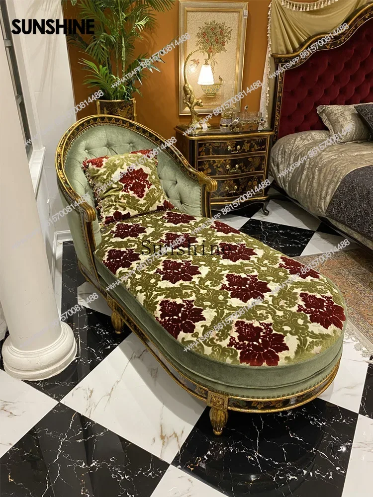 Solid wood sticker gold foil contrasting color embroidery princess sofa recliner