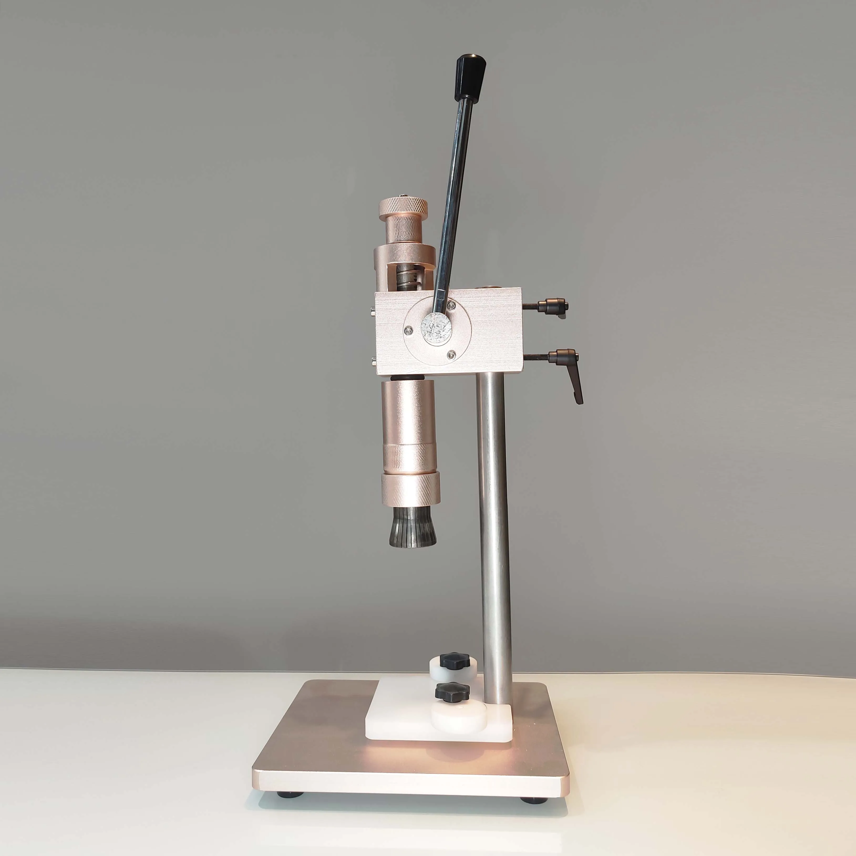 Press Capping Capping And Sealing Machine